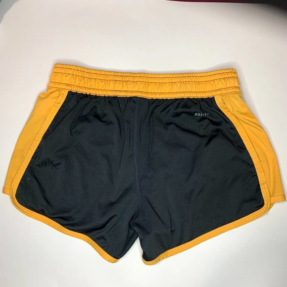 Nike Gray Shorts With Drawstring - Picture 2 of 3